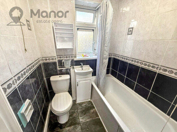 Stevens Road, Dagenham, RM8 2QA