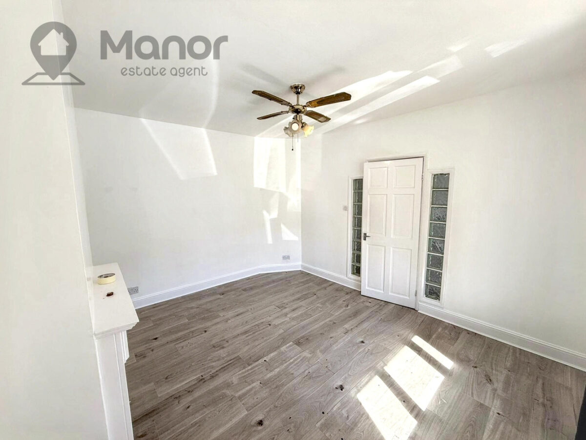 Stevens Road, Dagenham, RM8 2QA