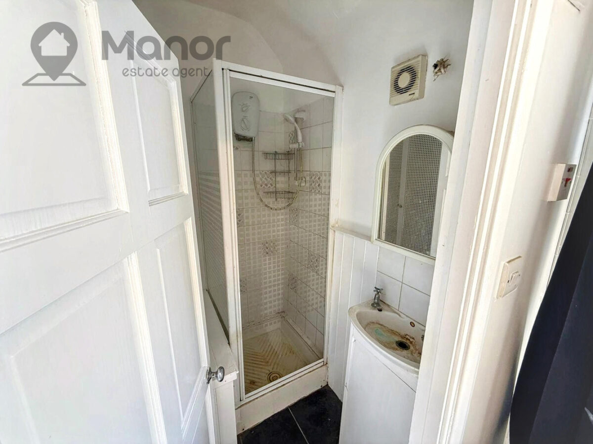 Stevens Road, Dagenham, RM8 2QA