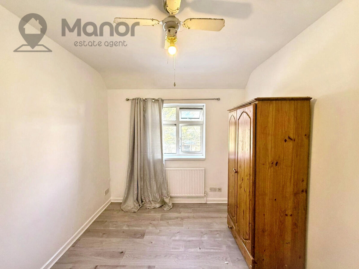 Stevens Road, Dagenham, RM8 2QA