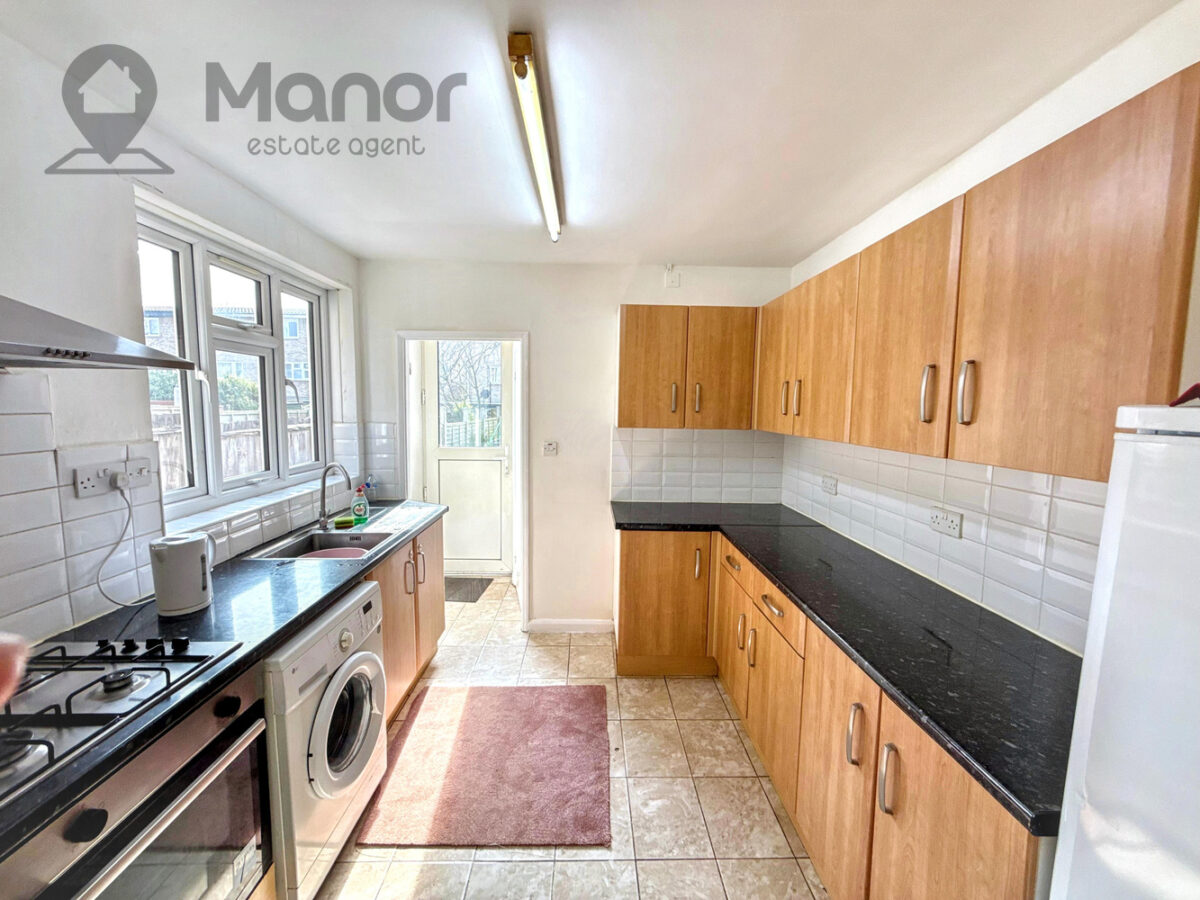 Cranborne Road, Barking, IG11 7XD