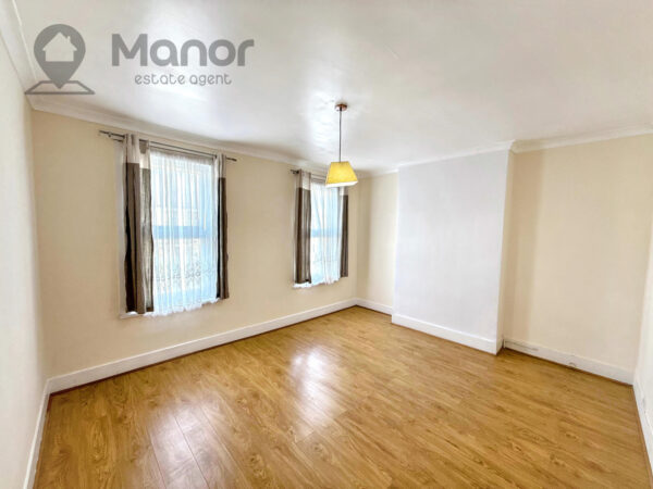 Cranborne Road, Barking, IG11 7XD