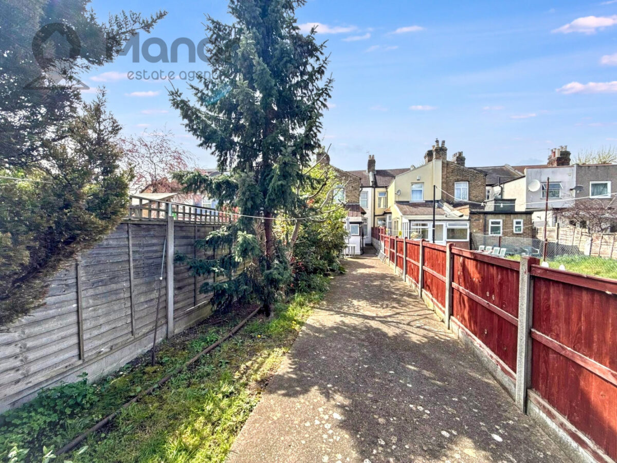 Third Avenue, Manor Park, E12 6DS