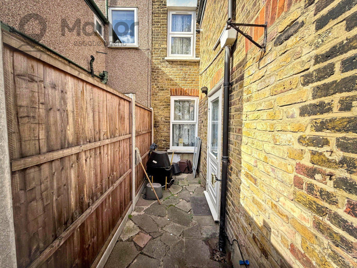 Trumpington Road, Forest Gate, E7 9EH