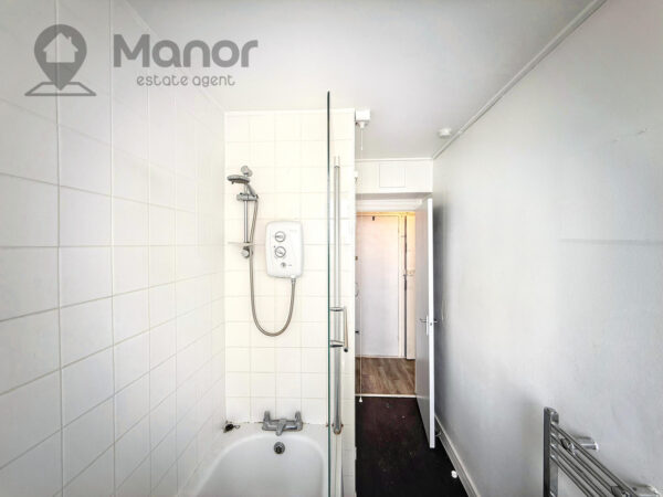 Gosfield Road, Dagenham, RM8 1LB