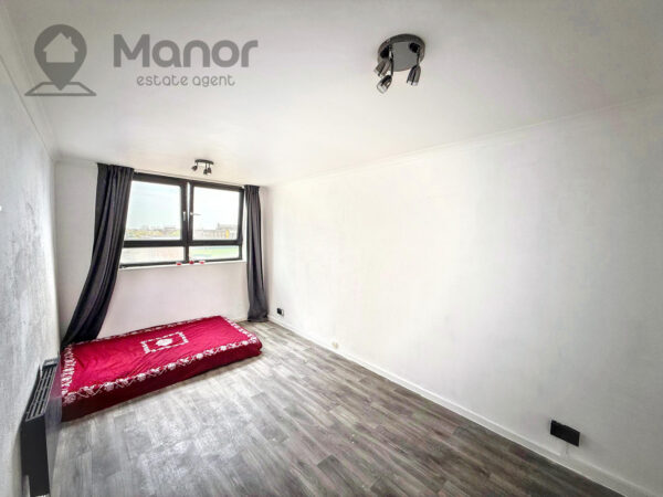 Gosfield Road, Dagenham, RM8 1LB