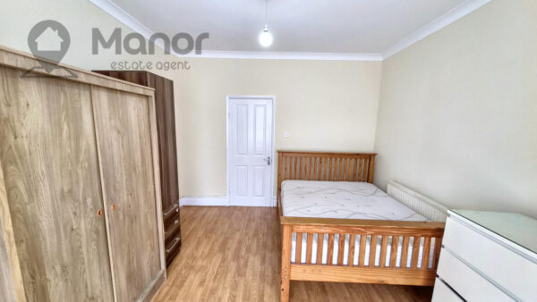 Mortlake Road, Ilford, IG1 2TE