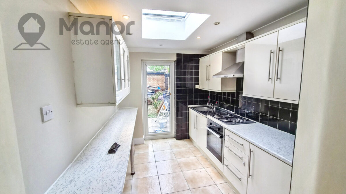 Mortlake Road, Ilford, IG1 2TE