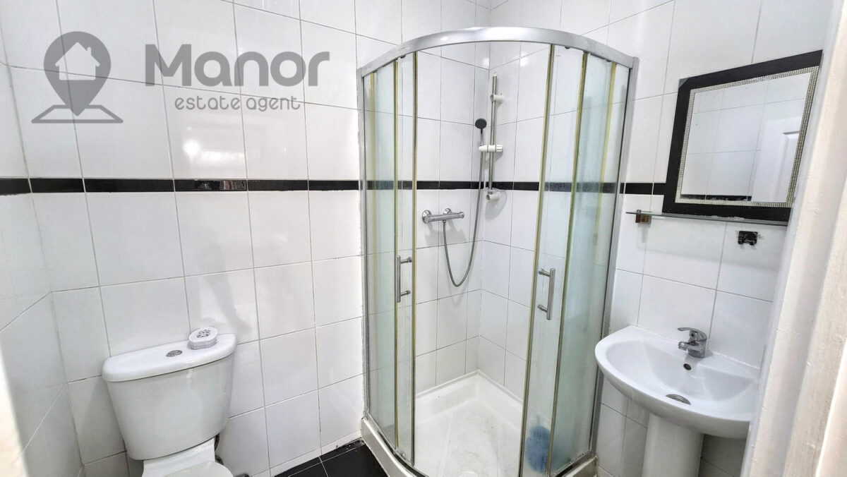 Mortlake Road, Ilford, IG1 2TE