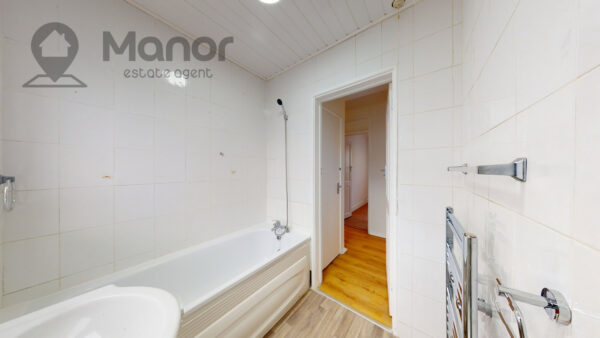 Park Avenue, East Ham, E6 2PY
