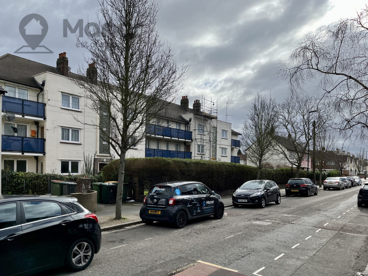 Park Avenue, East Ham, E6 2PY