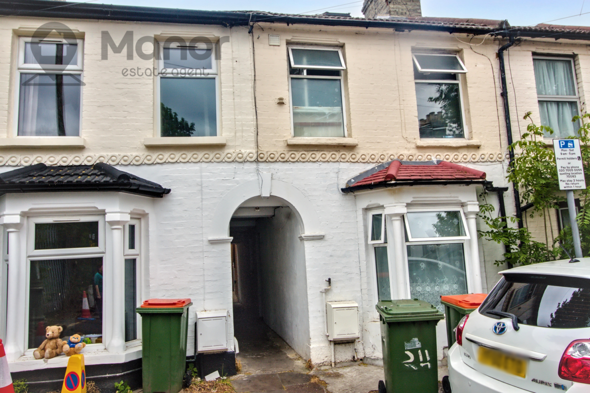 Gloucester Road, Manor Park, E12 5JU