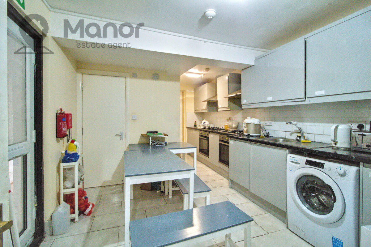 Gloucester Road, Manor Park, E12 5JU