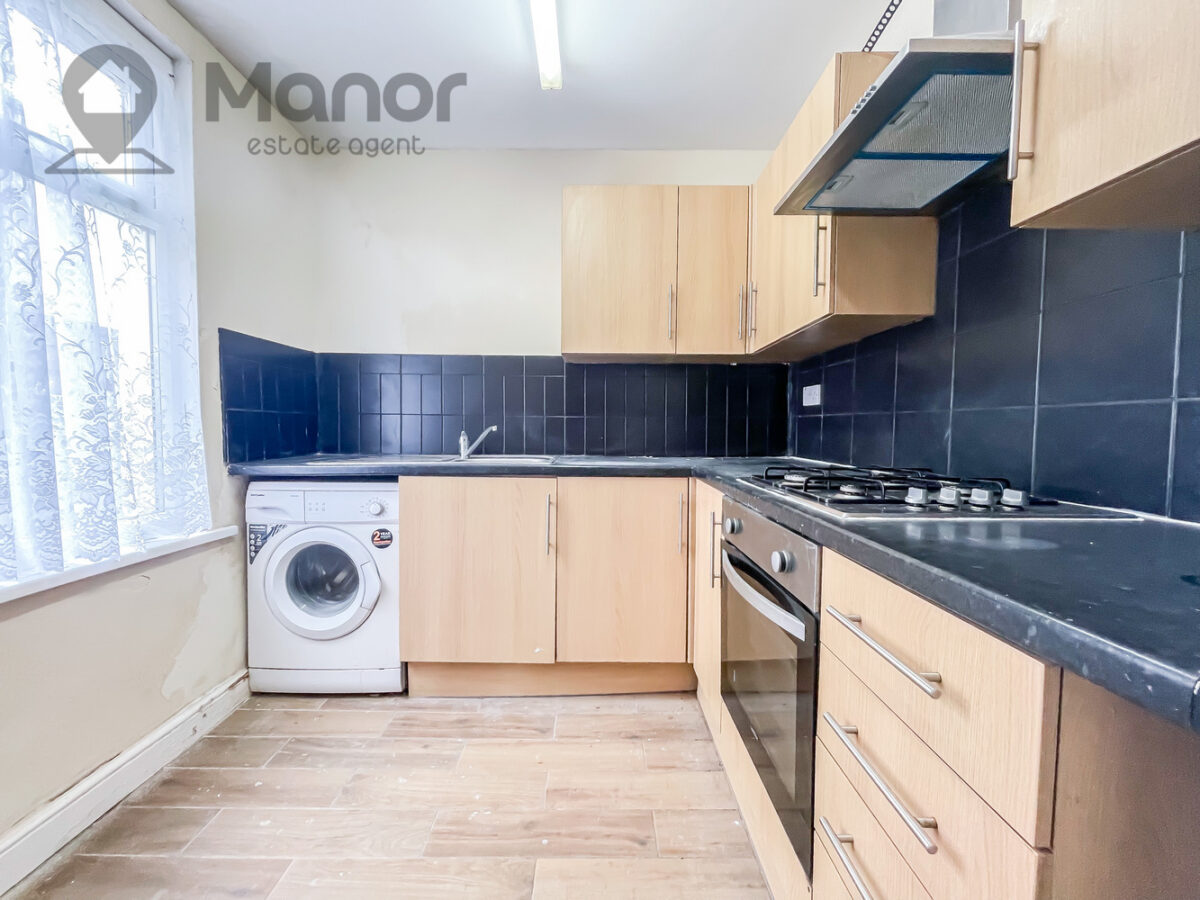 Loxford Avenue, East Ham, E6 3DB