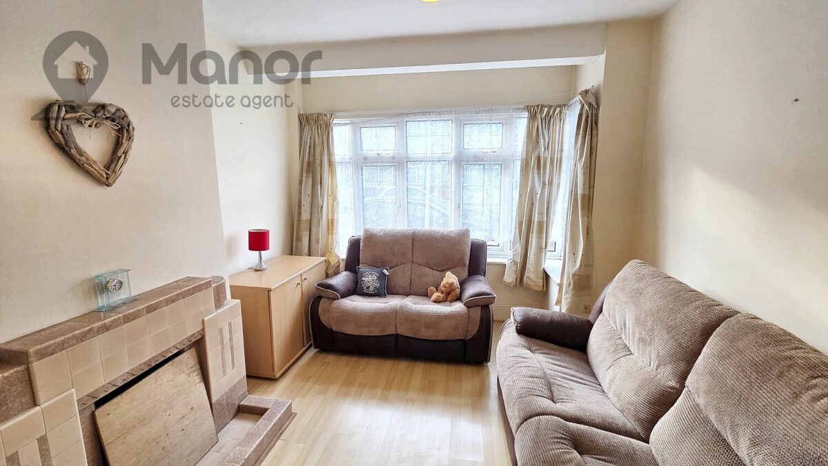 153 Lawrence Avenue, Manor Park, E12 5QR