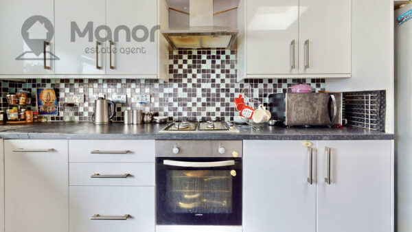 Strone Road, Manor Park, E12 6TN