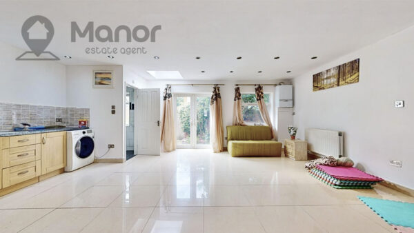 Sibley Grove, Manor Park, E12 6SD