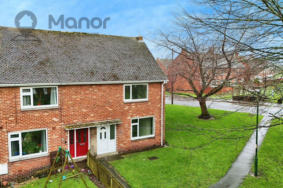 Albion Gardens, Burnopfield, Newcastle upon Tyne, NE16 6JT