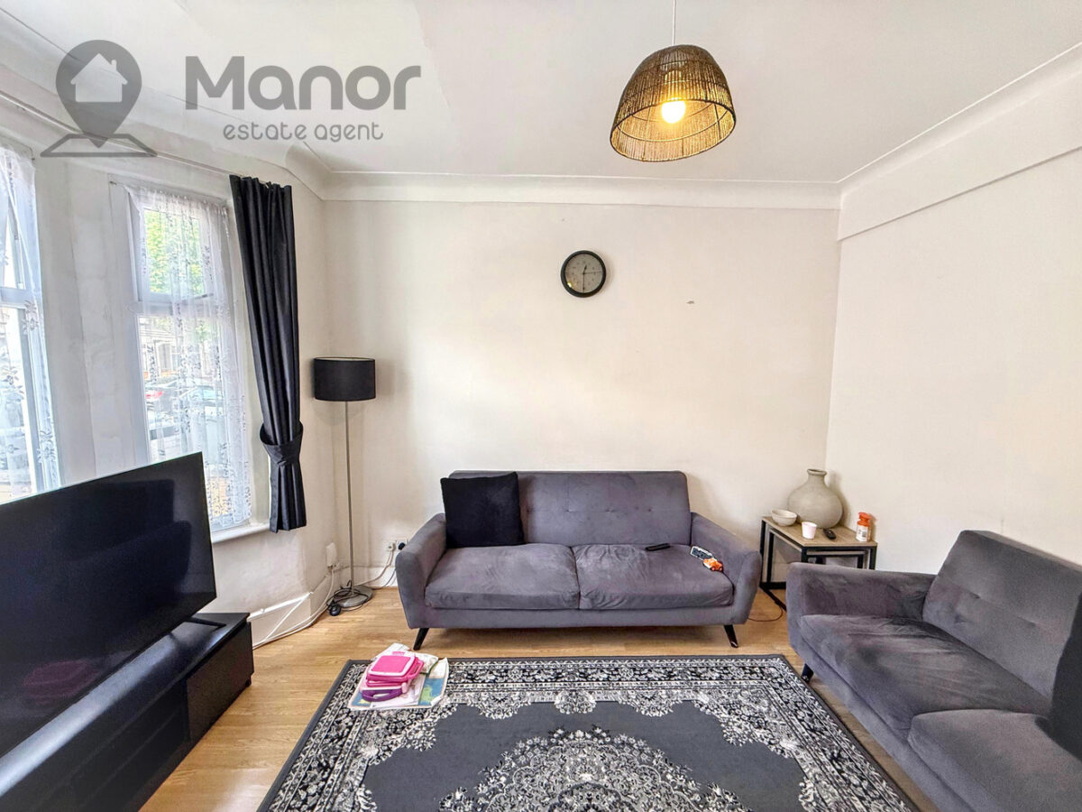 St. Martin's Avenue, East Ham, E6 3DU