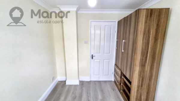 Mortlake Road, Ilford, IG1 2TE