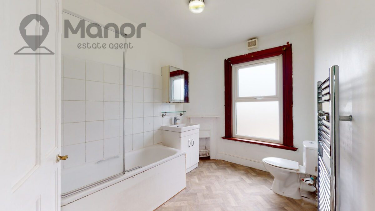 Cobham Road, Seven Kings, IG3 9JL