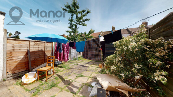 Jedburgh Road, Plaistow, E13 9LE