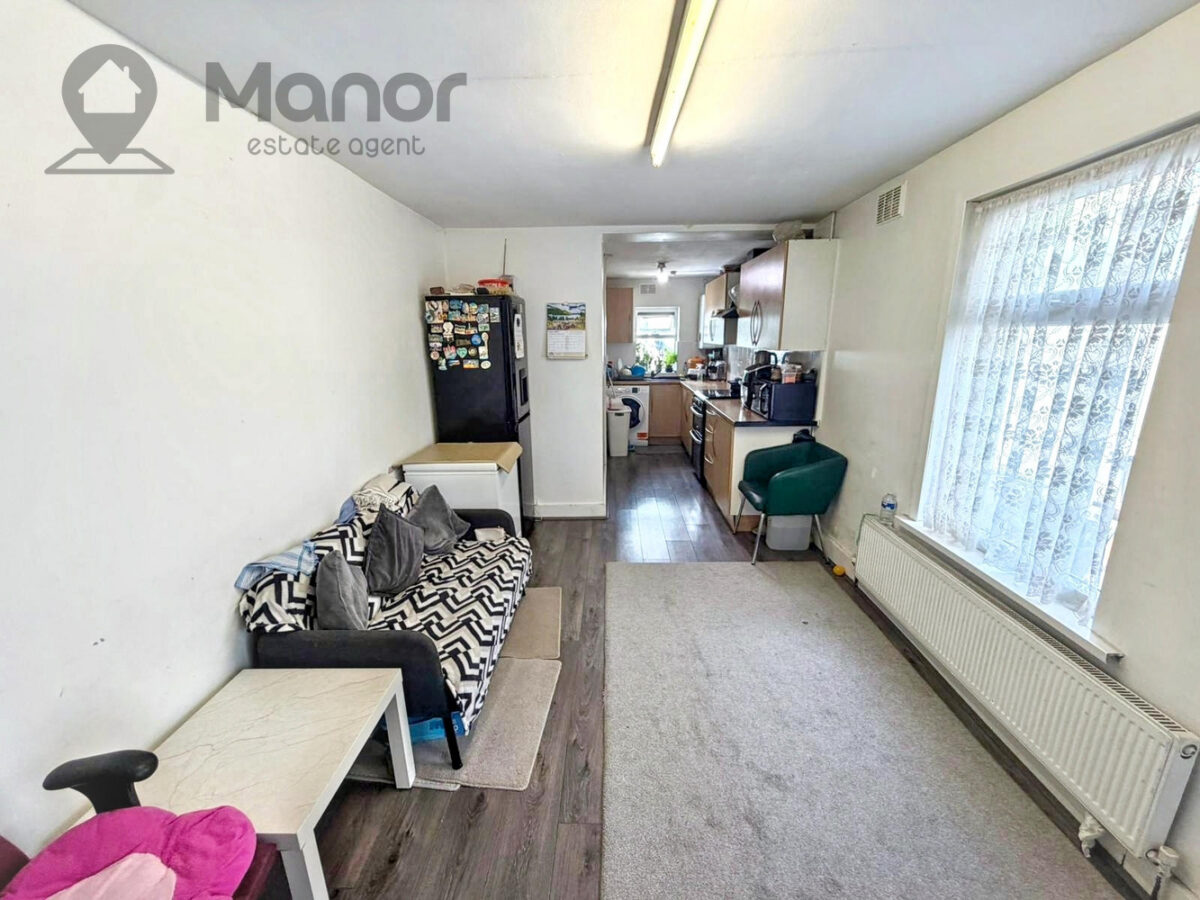 Seventh Avenue, Manor Park, E12 5JL