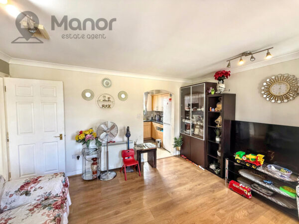 Queensberry Place, Manor Park, E12 6UN