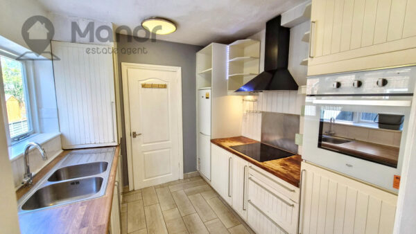 Elmhurst Road, Enfield, EN3 5TB