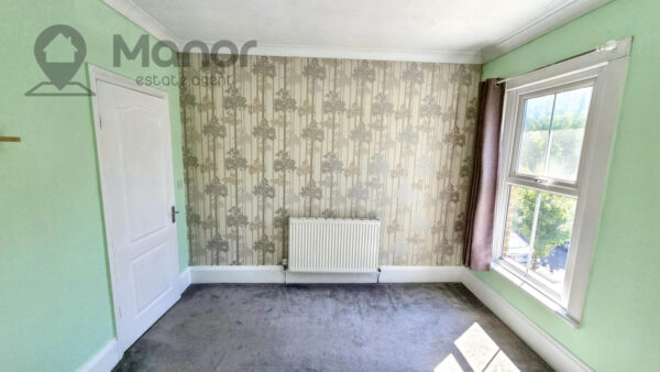 Elmhurst Road, Enfield, EN3 5TB