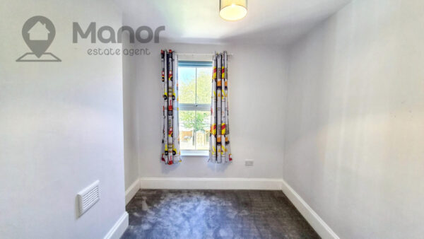 Elmhurst Road, Enfield, EN3 5TB