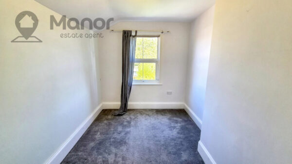 Elmhurst Road, Enfield, EN3 5TB