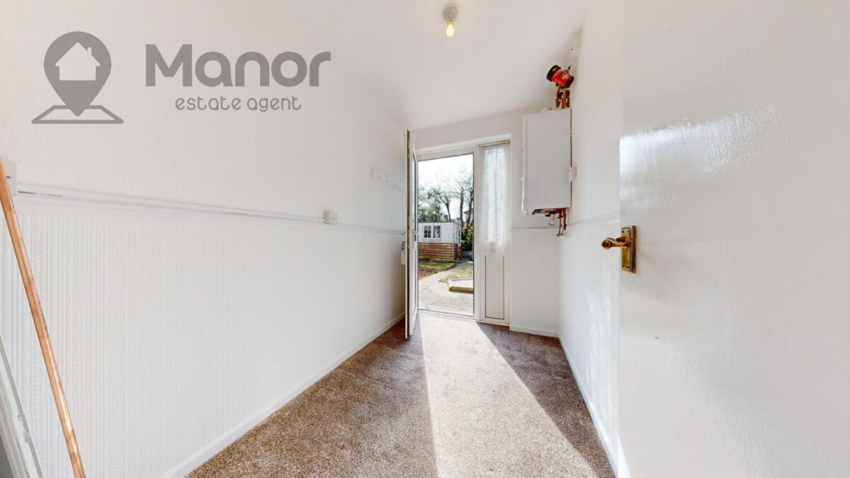 Lansbury Avenue, Romford, RM6 6SD