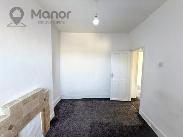 High Street North, Manor Park, E12 6RH