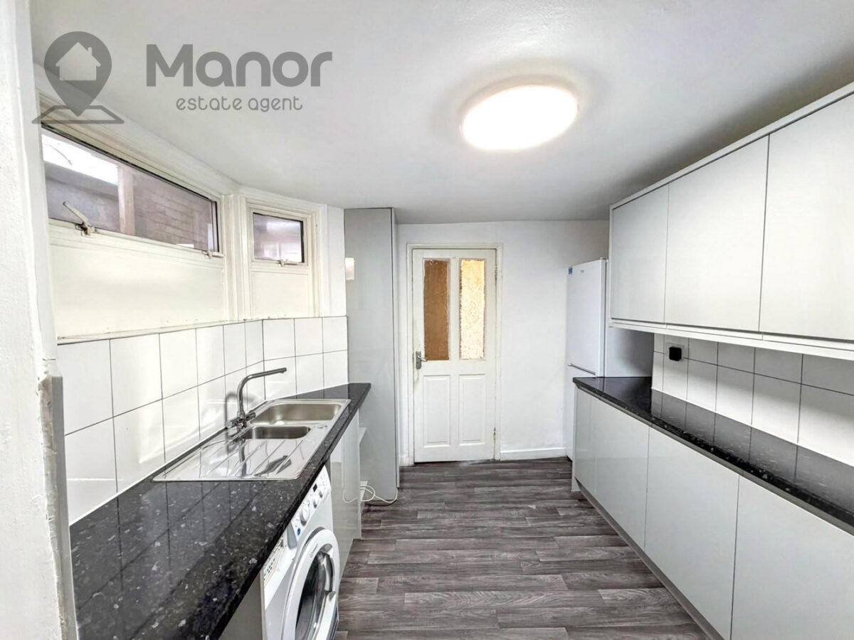 High Street North, Manor Park, E12 6RH