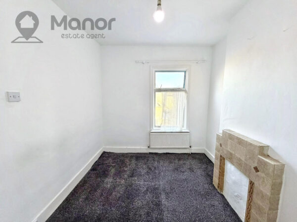 High Street North, Manor Park, E12 6RH