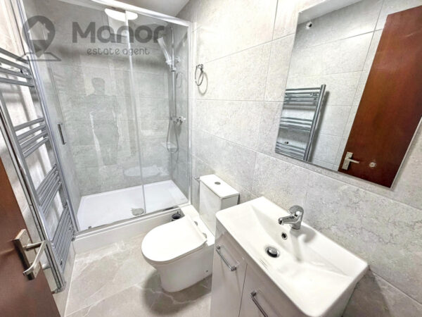 Whalebone Lane South, Dagenham, RM8 1AJ