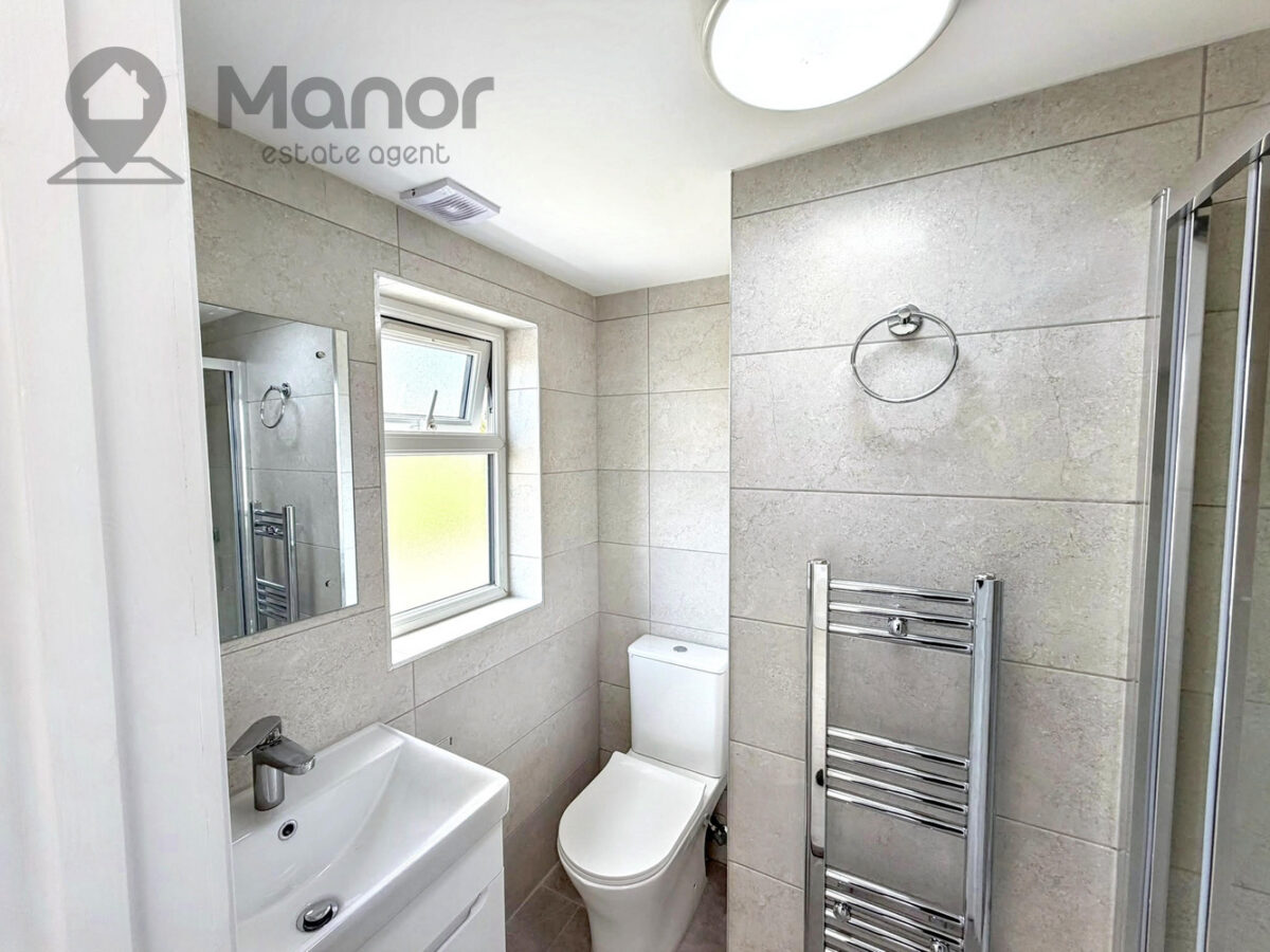 Whalebone Lane South, Dagenham, RM8 1AJ