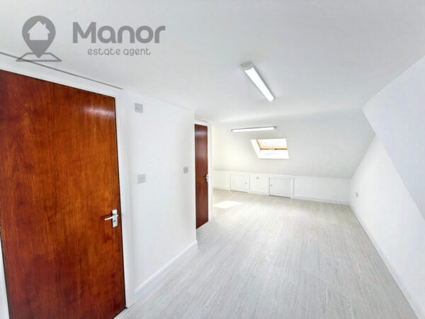 Whalebone Lane South, Dagenham, RM8 1AJ