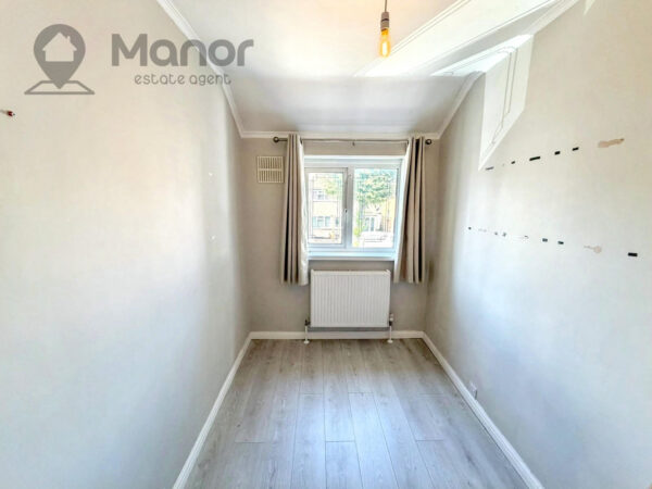 Elm Park Avenue, Hornchurch, RM12 4RY