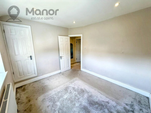 Elm Park Avenue, Hornchurch, RM12 4RY