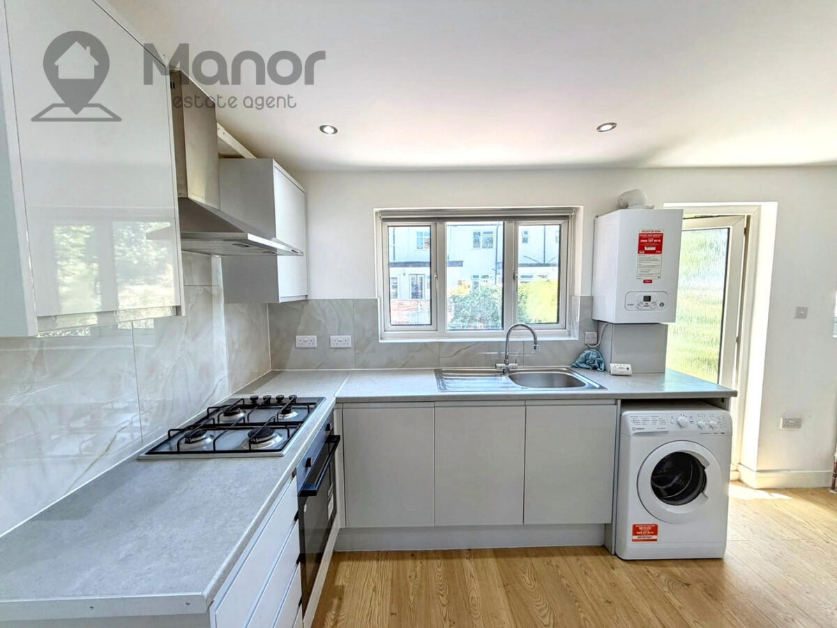 Reynolds Avenue, Manor Park, E12 6JS