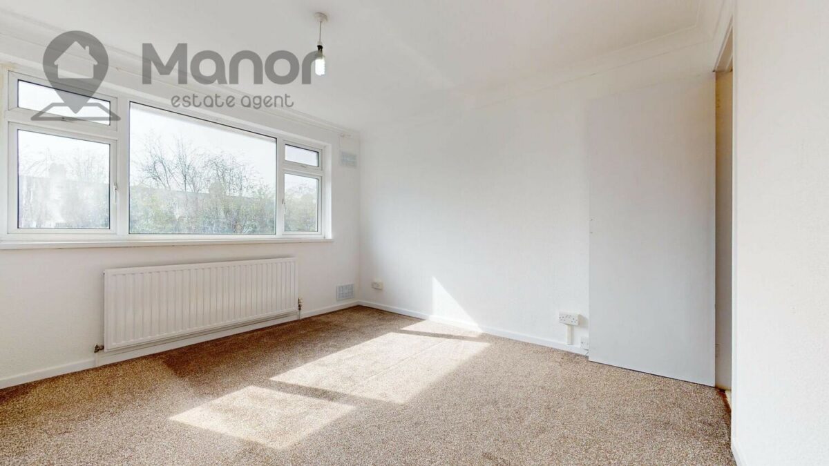 Lansbury Avenue, Romford, RM6 6SD