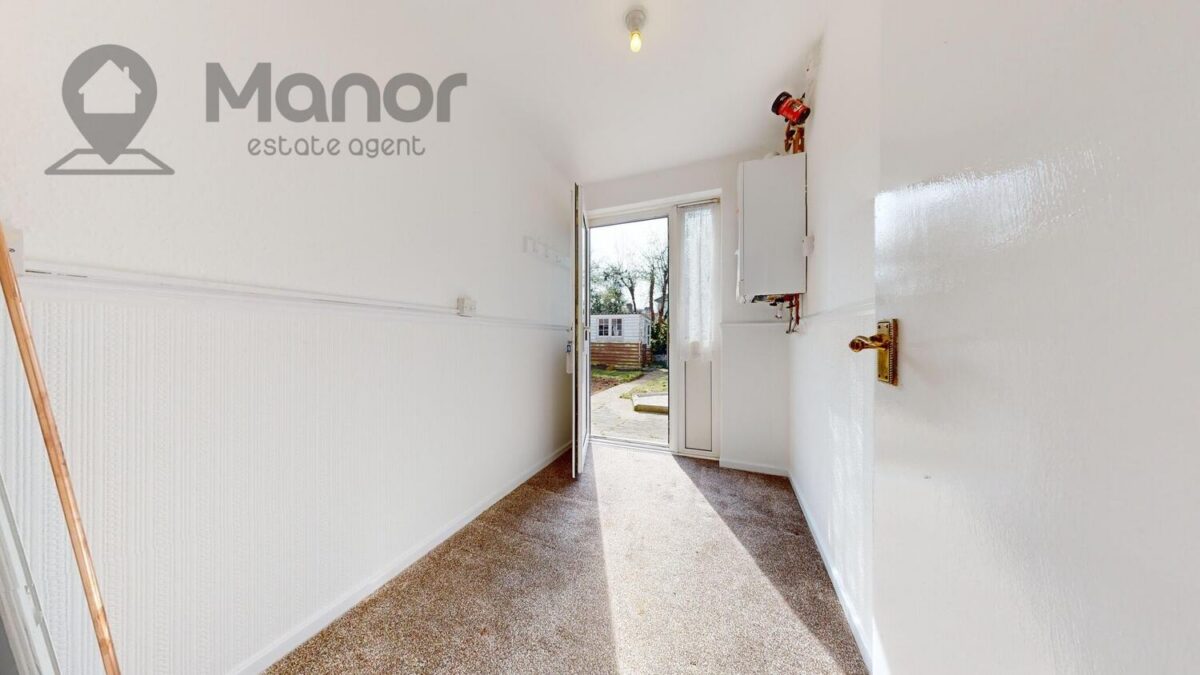 Lansbury Avenue, Romford, RM6 6SD