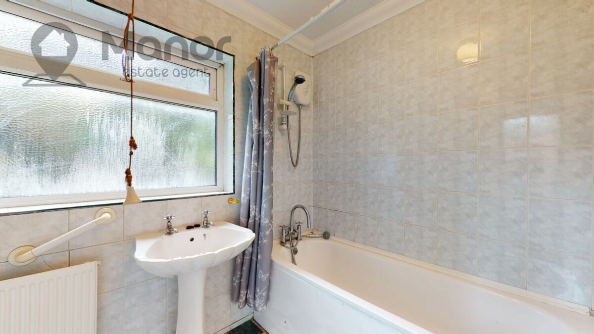Longbridge Road, Barking, IG11 8SL
