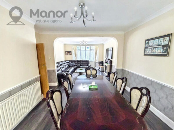 Westrow Drive, Barking, IG11 9BS