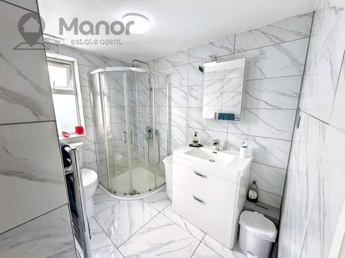 Westrow Drive, Barking, IG11 9BS