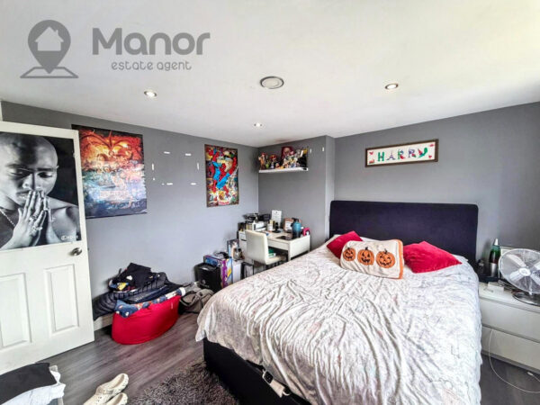 Westrow Drive, Barking, IG11 9BS