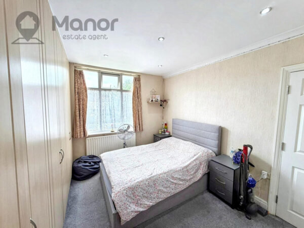 Westrow Drive, Barking, IG11 9BS