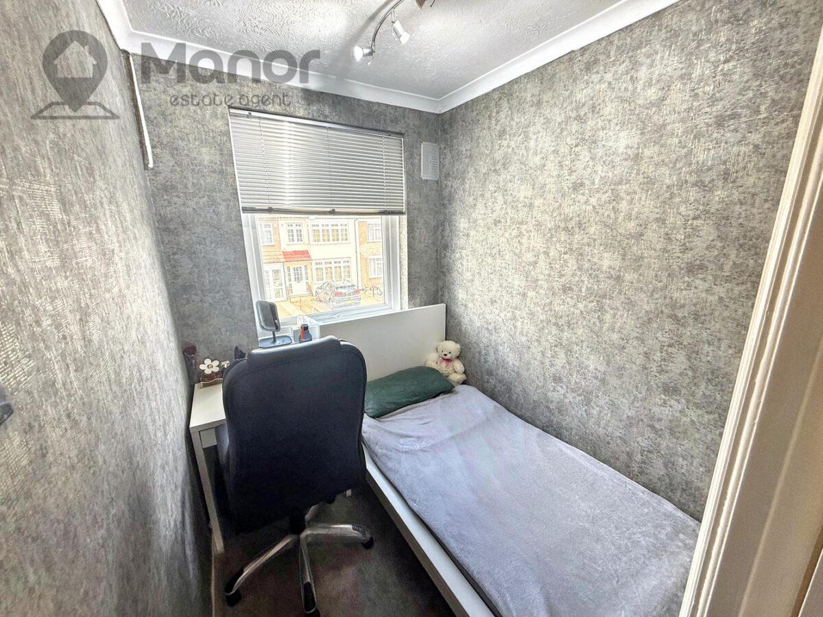 Martin Drive, Rainham, RM13 9NB
